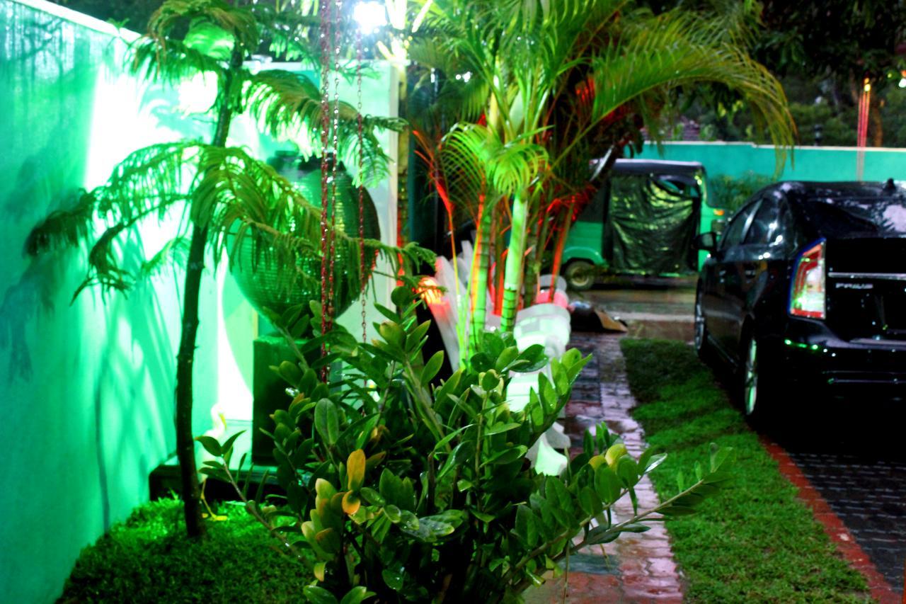 Hotel Camorich Tissamaharama Esterno foto